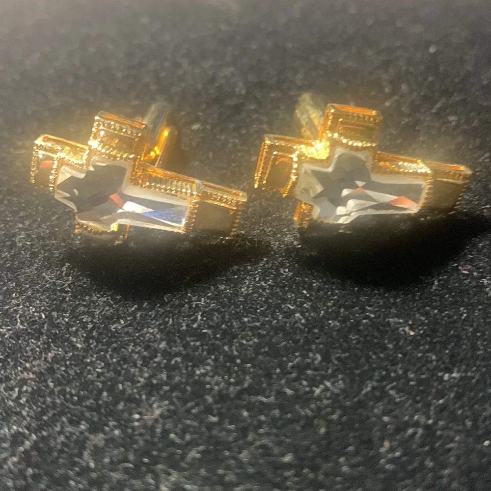 Gold Colored Cross Cuff Links